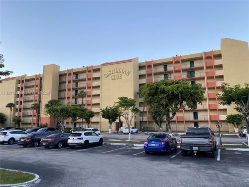 apt-c308-9455 W Flagler St, Miami, FL, 33174-2031 | Card Image
