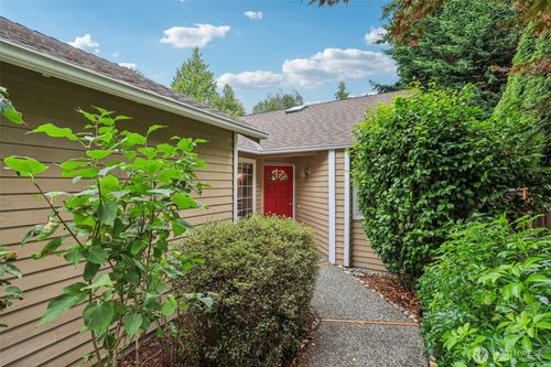 20310 Hollyhills Dr Ne, Bothell, WA, 98011-7619 | Card Image