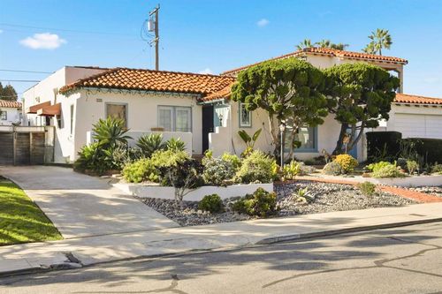 3235 Goldsmith St, San Diego, CA, 92106-1420 | Card Image