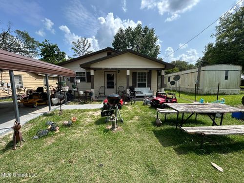 1213 Oak St, Inverness, MS, 38753-8721 | Card Image