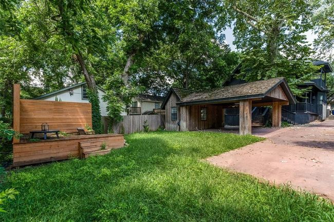 2113 Brooklyn St, House other with 3 bedrooms, 4 bathrooms and null parking in Austin TX | Image 24