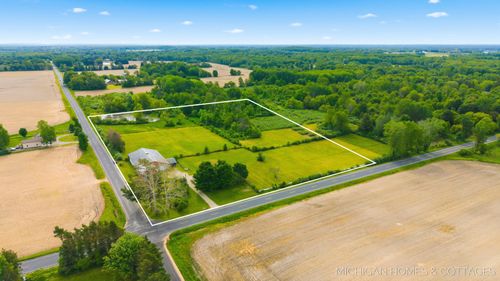 2695 62nd St, Fennville, MI, 49408-9601 | Card Image