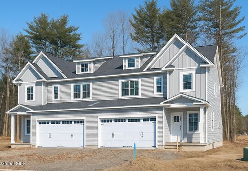 16 Blue Aster Ln, Malta, NY, 12020 | Card Image