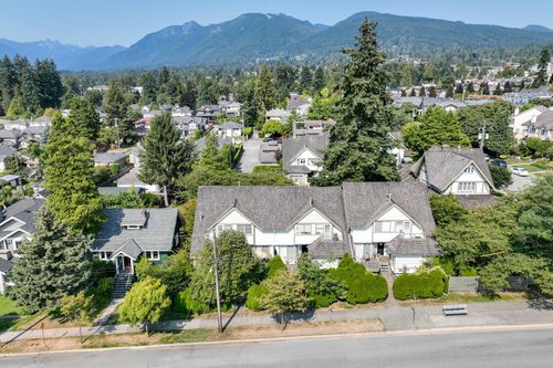 308 W 15th St, North Vancouver, BC, V7M1S5 | Card Image