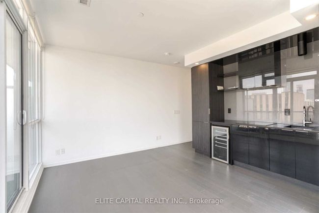 2315 - 70 Temperance St, Condo with 2 bedrooms, 2 bathrooms and 1 parking in Toronto ON | Image 28