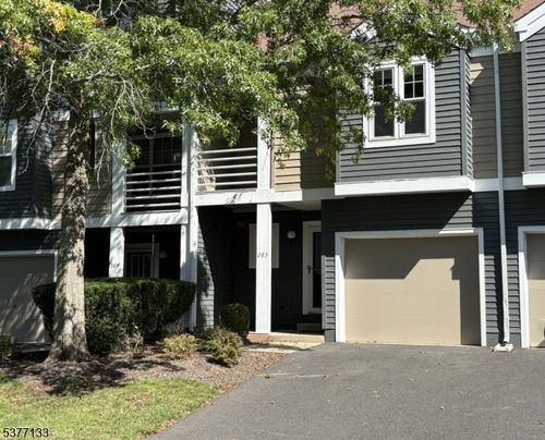 285 Greenfield Rd, Bridgewater, NJ, 08807-3711 | Card Image