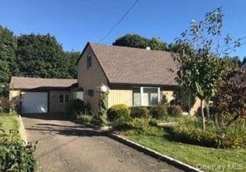 29 Fieldstone Dr, Syosset, NY, 11791-4106 | Card Image