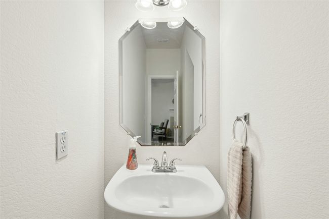 11024 Mint Julep Dr, House other with 3 bedrooms, 3 bathrooms and 4 parking in Austin TX | Image 13