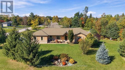 1 Galrich Crt, Oro Medonte, ON, L3V0R5 | Card Image