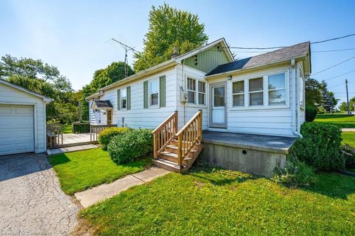 19 Peel St W, Alma, ON, N0B1A0 | Card Image