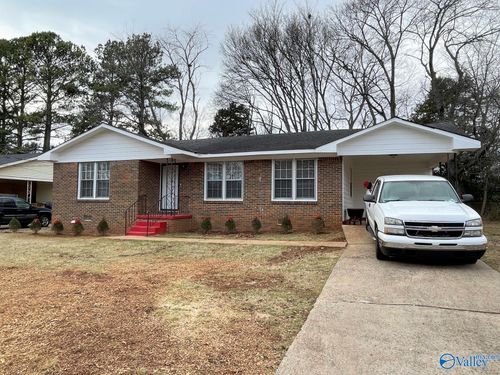 615 Austin Dr Nw, Huntsville, AL, 35805-2552 | Card Image