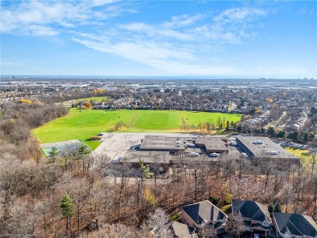 212 - 2030 Cleaver Ave, House attached with 2 bedrooms, 1 bathrooms and 1 parking in Burlington ON | Image 20