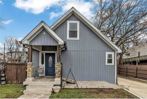 305 N 32nd St, Kansas City, KS, 66102-4520 | Card Image