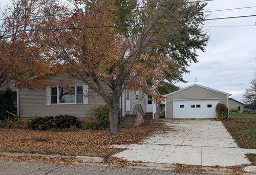 150 Mason Ave, Alden, MN, 56009-1014 | Card Image