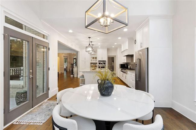 10635 N Edgewater Pl, House other with 5 bedrooms, 6 bathrooms and 5 parking in Johns Creek GA | Image 15