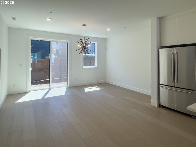 3984 Nw 64 Th Ave, Condo with 3 bedrooms, 3 bathrooms and 2 parking in Camas WA | Image 7