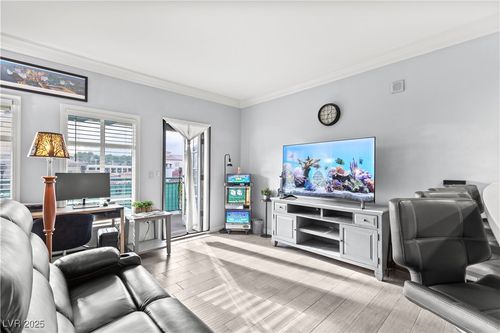 unit-413-30 Strada Di Villaggio, Henderson, NV, 89011-2825 | Card Image