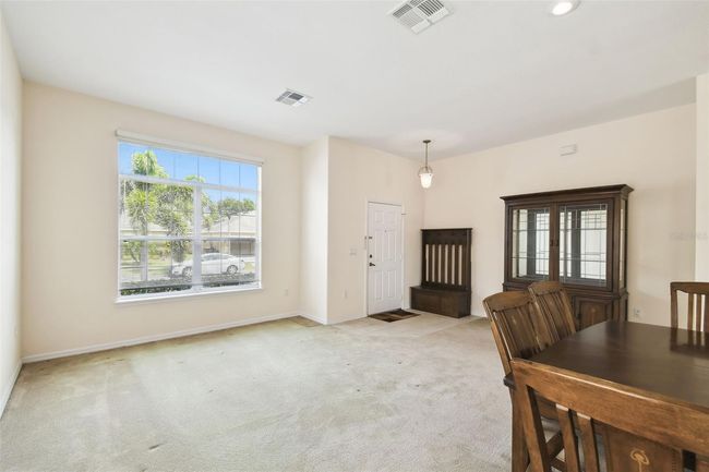 Living Room | Image 18