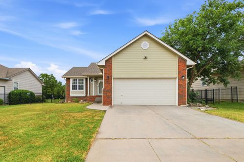882 S Bedford Ct, Wichita, KS, 67207-4319 | Card Image