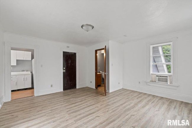 1309 N Perry St, Home with 0 bedrooms, 0 bathrooms and 3 parking in Davenport IA | Image 9