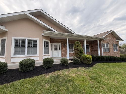 2119 Zion Dr, Sevierville, TN, 37862-9128 | Card Image