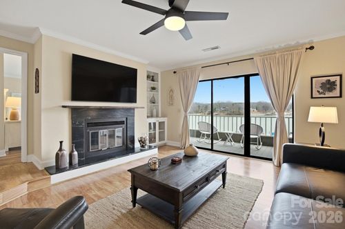 unit-4-7324 Lakefront Dr, Charlotte, NC, 28278-6538 | Card Image