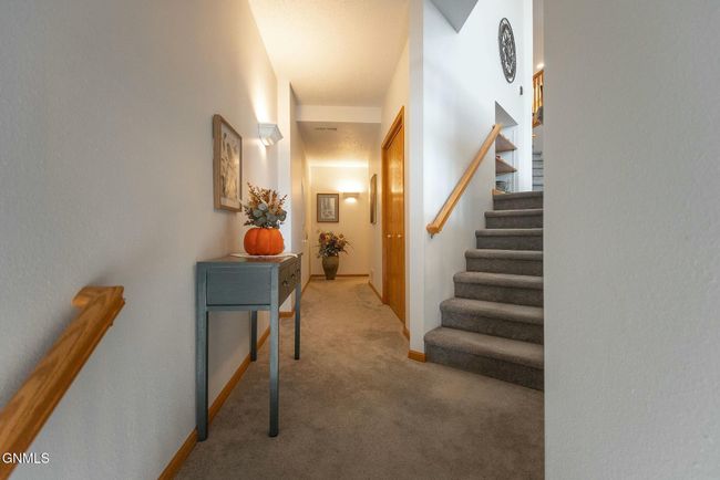 1720 N 26 Th St, Condo with 3 bedrooms, 2 bathrooms and null parking in Bismarck ND | Image 20