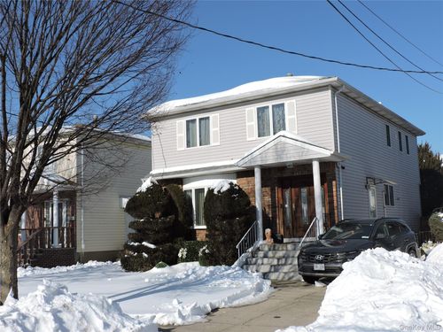 24335 131st Road, New York, NY, 11422 | Card Image