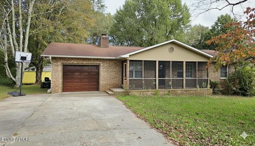 332 Buena Vista Dr, Crossville, TN, 38555-2801 | Card Image