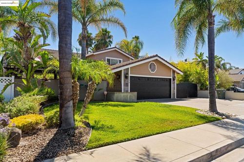 5034 Double Point Way, Discovery Bay, CA, 94505-9487 | Card Image