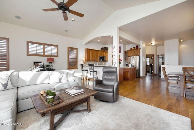 Great Room | Image 11
