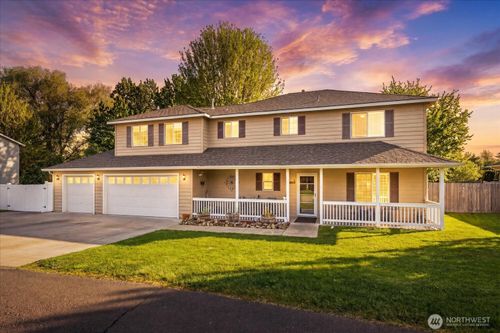 28 Paintbrush Ct, Walla Walla, WA, 99362-4559 | Card Image