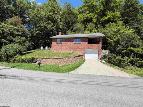 292 Sterling Road, Fairmont, WV, 26554 | Card Image