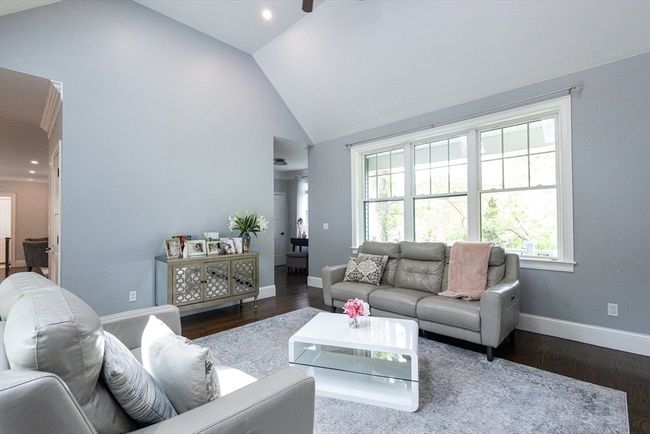 252 Holden St, House other with 4 bedrooms, 3 bathrooms and 8 parking in Holden MA | Image 16