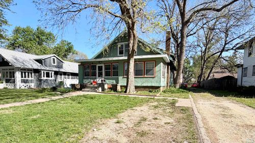 819 W 5th St, Storm Lake, IA, 50588-1635 | Card Image