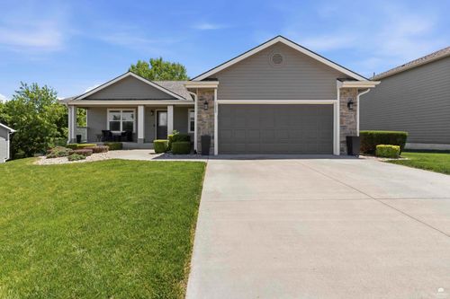 1033 Laussac Dr, Manhattan, KS, 66503-8450 | Card Image