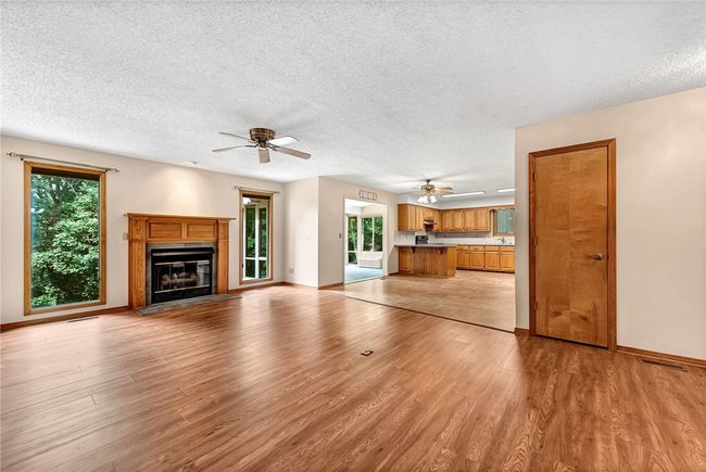 22 Knighton Dr, House other with 3 bedrooms, 2 bathrooms and null parking in Bella Vista AR | Image 5