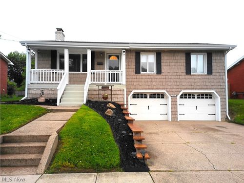 1036 Barone Dr, Weirton, WV, 26062-5129 | Card Image