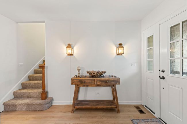2s644 Devonshire Ln, House other with 4 bedrooms, 3 bathrooms and 2 parking in Glen Ellyn IL | Image 4