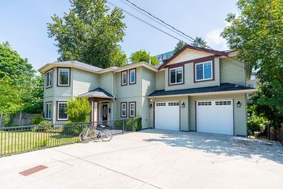 12130 Garden St, House other with 7 bedrooms, 5 bathrooms and 5 parking in Maple Ridge BC | Image 1