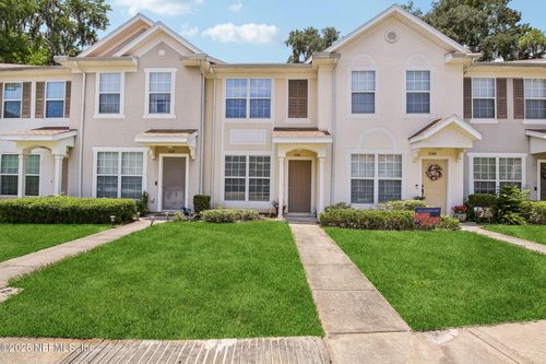 3566 Twisted Tree Ln, Jacksonville, FL, 32216-2243 | Card Image