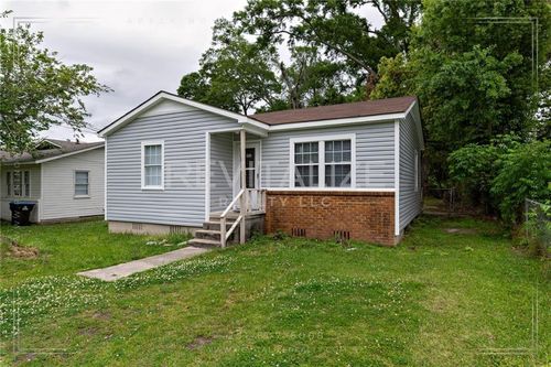 352 10th Avenue, Chickasaw, AL, 36611 | Card Image