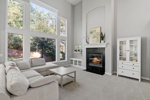 2295 Gervais Hills Dr, Little Canada, MN, 55117-6038 | Card Image