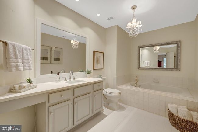 11431 Hollow Timber Way, Townhouse with 3 bedrooms, 4 bathrooms and null parking in Reston VA | Image 27