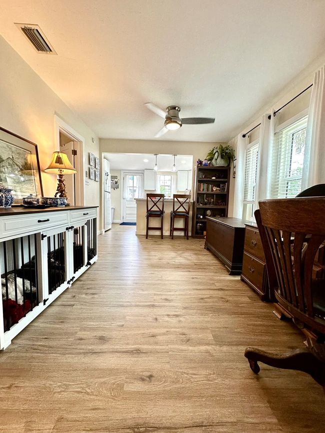 12409 Live Oak St, House other with 2 bedrooms, 1 bathrooms and 1 parking in CEDAR KEY FL | Image 11