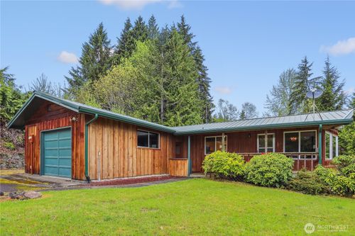 80 N Beacon Point Loop S, Lilliwaup, WA, 98555-9711 | Card Image