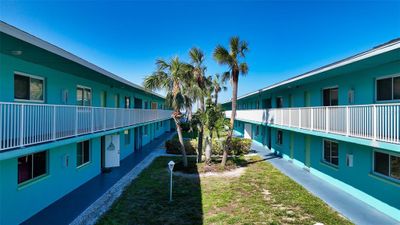 5 - 117 7th Street N, Condo with 1 bedrooms, 1 bathrooms and null parking in Bradenton Beach FL | Image 2