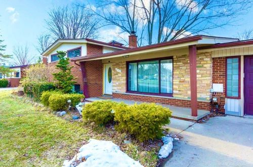 8729 Kidley Drive Drive, Sterling Heights, MI, 48314 | Card Image