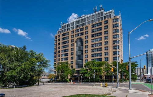 1005-150 Queen St S, Kitchener, ON, N2G4T7 | Card Image