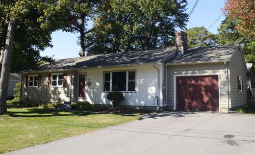 311 Mckinley Rd, Portsmouth, NH, 03801-5724 | Card Image